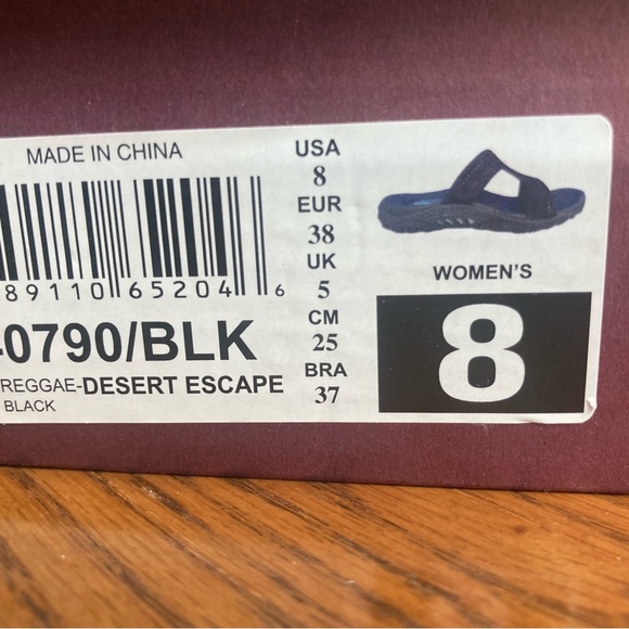 Like new Skechers Black Outdoor Sandals - Picture 11 of 11